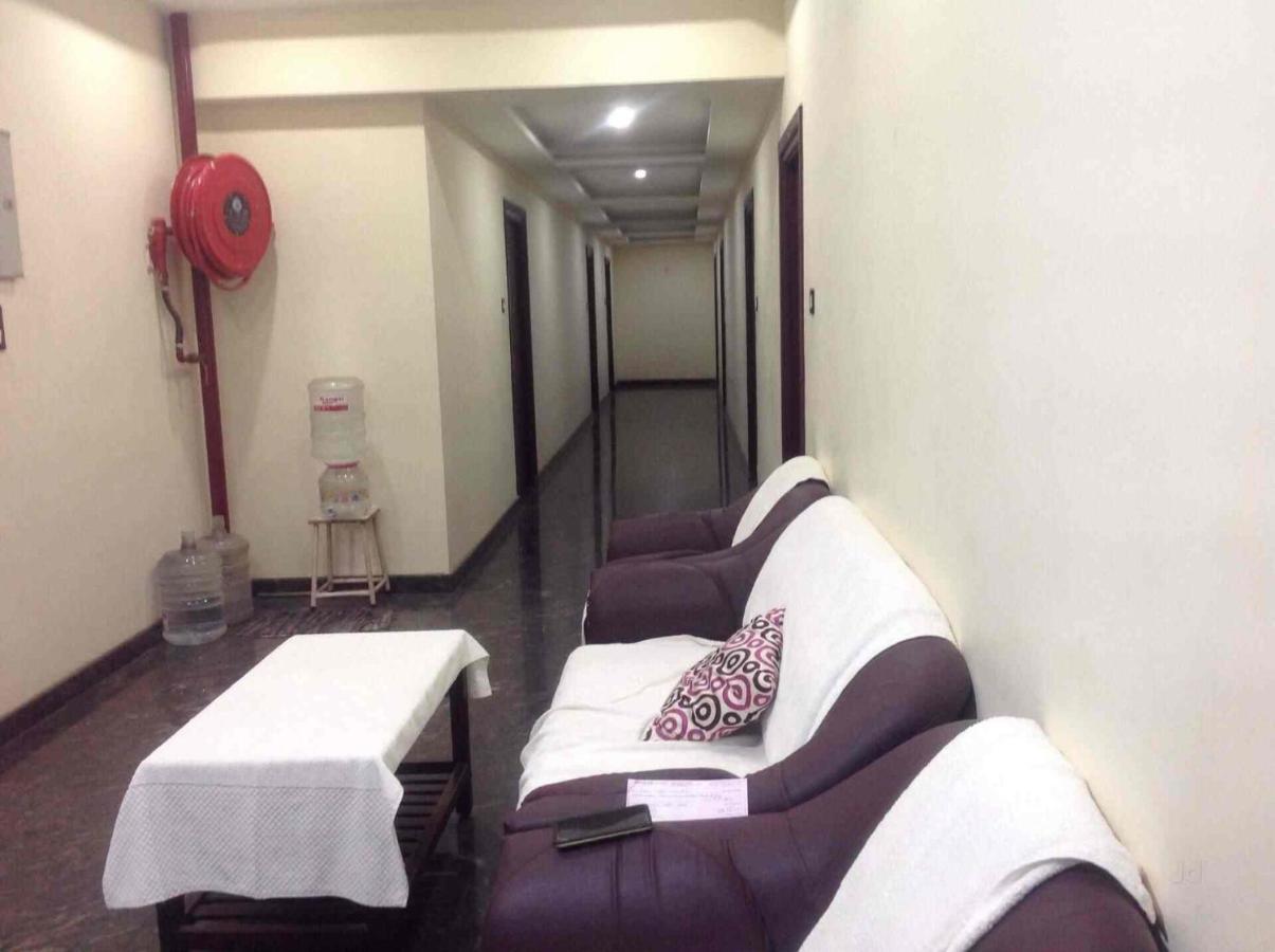 E S Residency Hotel Theni Exterior photo