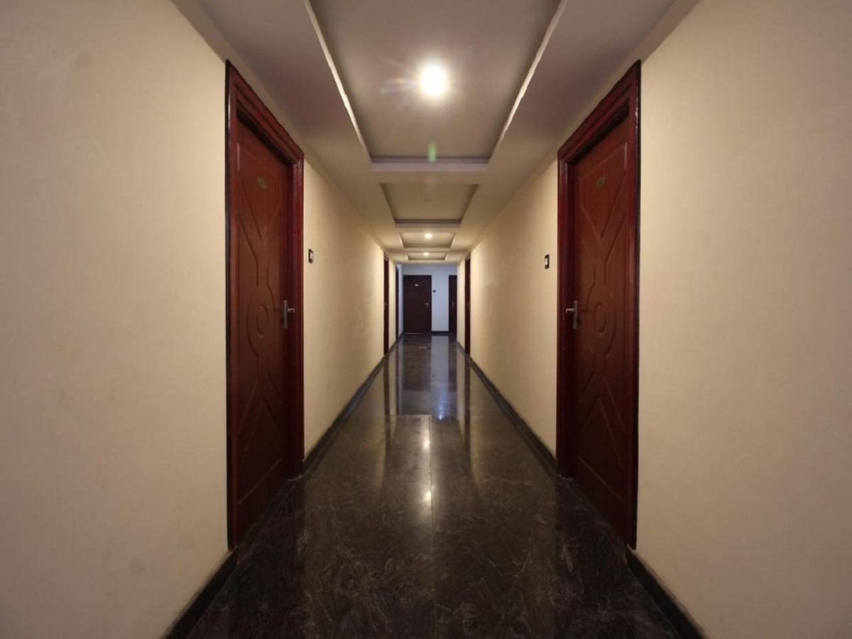 E S Residency Hotel Theni Exterior photo