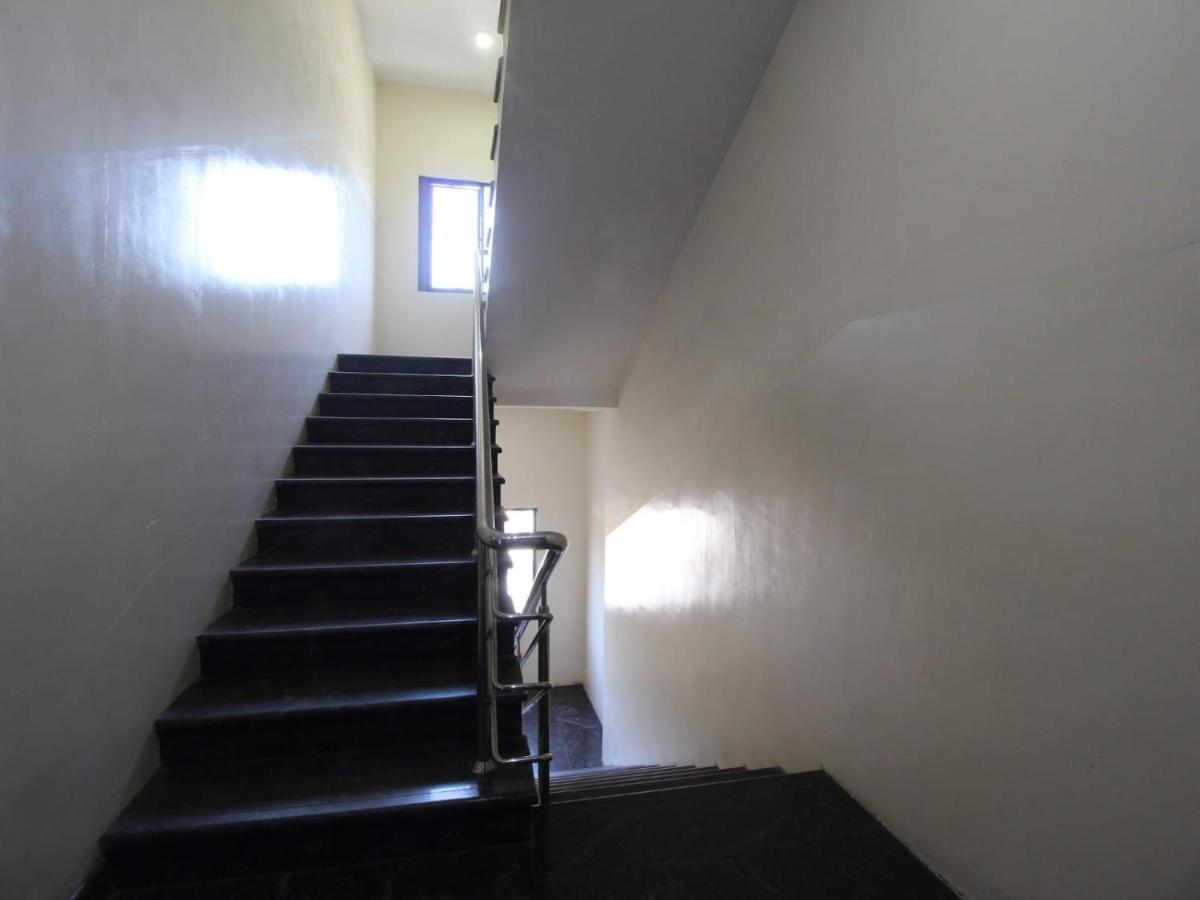 E S Residency Hotel Theni Exterior photo