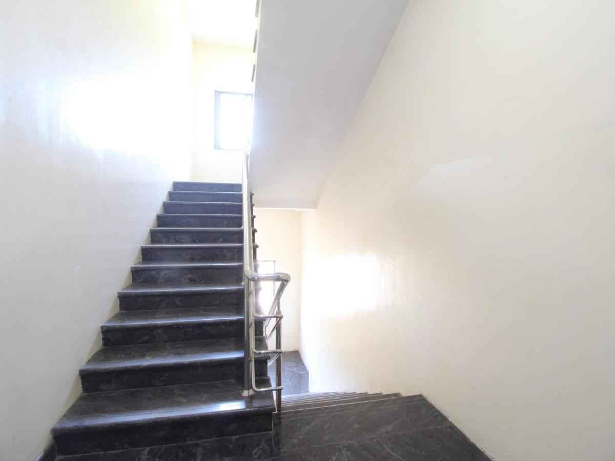 E S Residency Hotel Theni Exterior photo